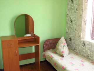 Гостевой дом Lidiya Судак Бюджетный двухместный номер с 1 кроватью или 2 отдельными кроватями-9
